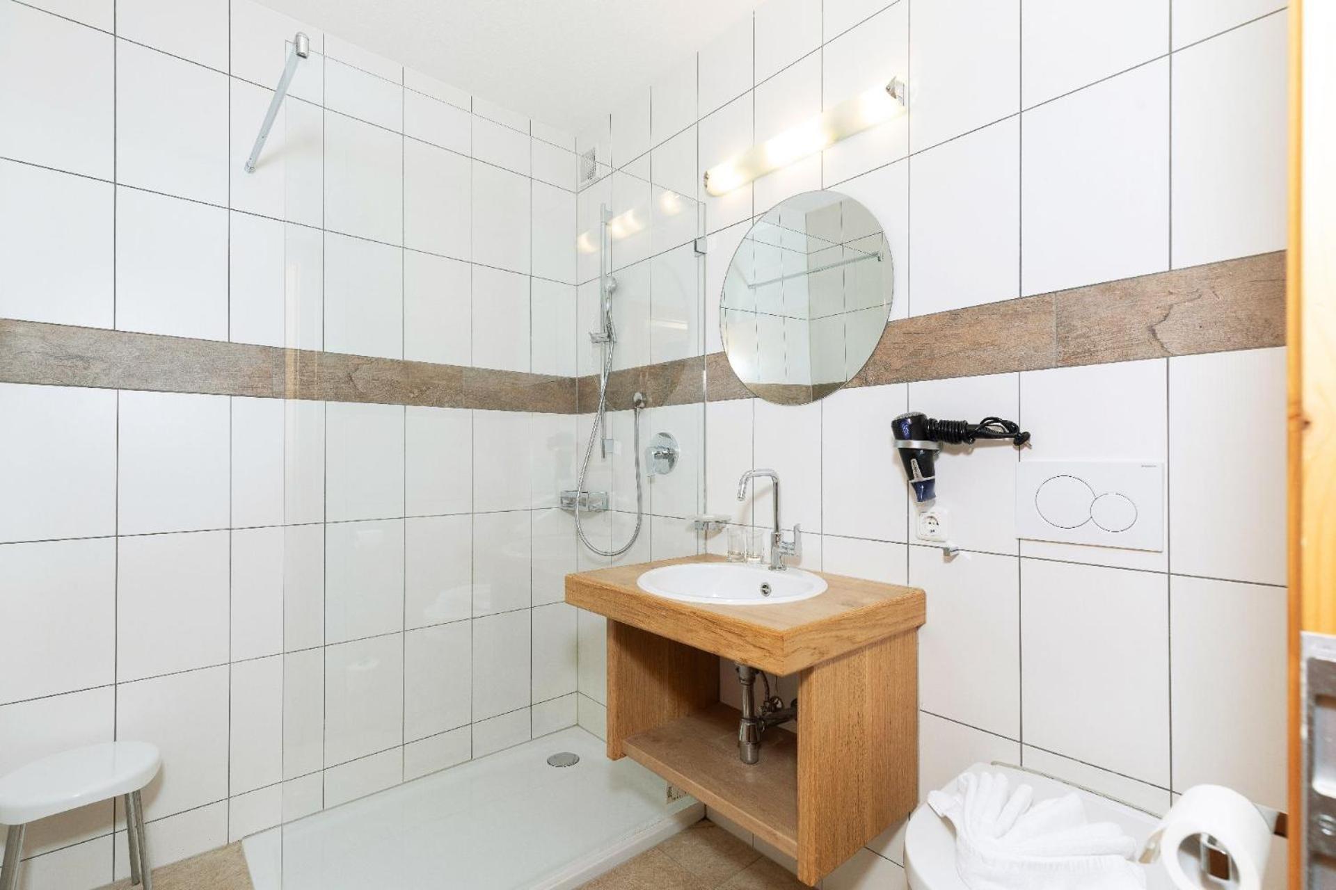 Appartement Predigstuhlblick Mit Indoorpool Und Sauna Bad Goisern Luaran gambar