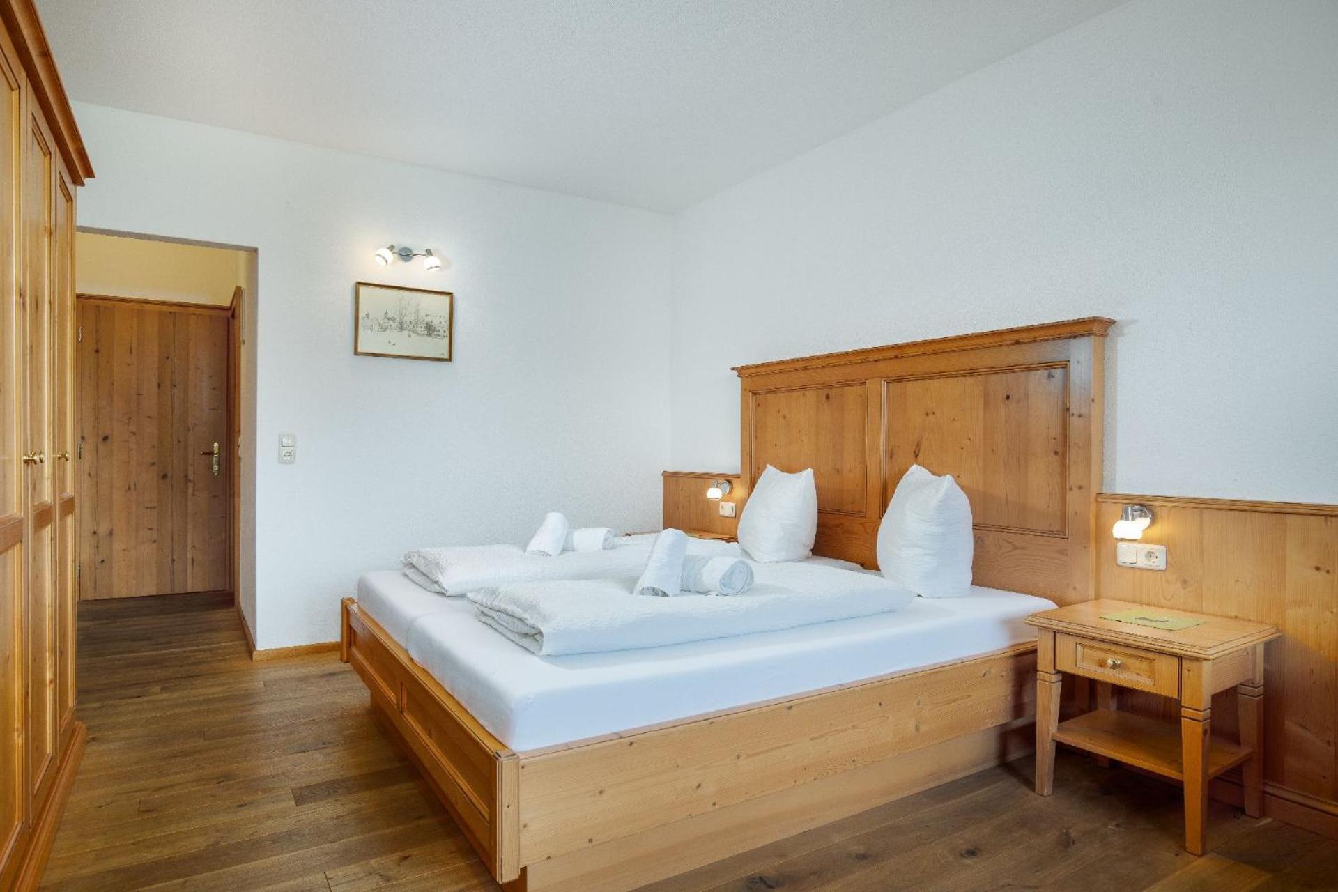 Appartement Predigstuhlblick Mit Indoorpool Und Sauna Bad Goisern Luaran gambar